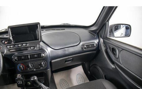 Chevrolet Niva I рестайлинг, 2015 год, 749 000 рублей, 13 фотография