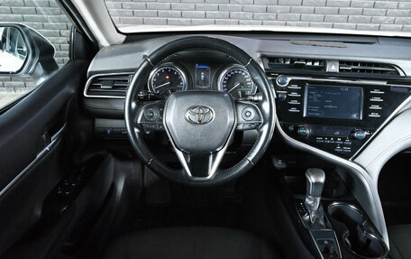 Toyota Camry, 2018 год, 2 720 000 рублей, 11 фотография