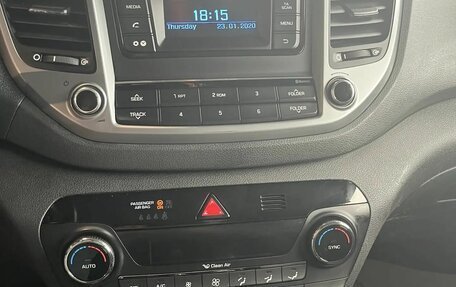 Hyundai Tucson III, 2016 год, 2 000 000 рублей, 10 фотография