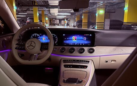 Mercedes-Benz E-Класс, 2020 год, 4 900 000 рублей, 3 фотография