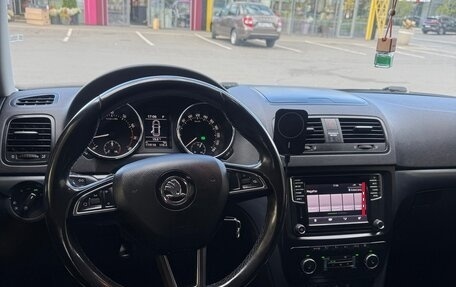 Skoda Yeti I рестайлинг, 2015 год, 1 300 000 рублей, 23 фотография