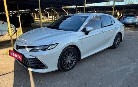 Toyota Camry, 2021 год, 3 200 000 рублей, 3 фотография