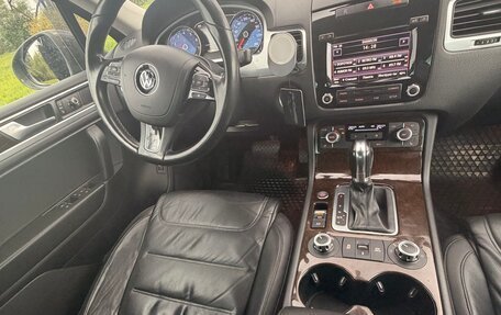 Volkswagen Touareg III, 2013 год, 2 500 000 рублей, 12 фотография