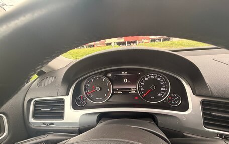 Volkswagen Touareg III, 2013 год, 2 500 000 рублей, 13 фотография