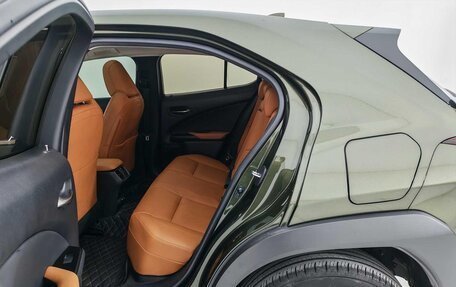 Lexus UX I, 2023 год, 12 фотография
