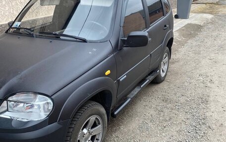 Chevrolet Niva I рестайлинг, 2009 год, 450 000 рублей, 2 фотография
