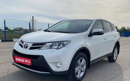 Toyota RAV4, 2013 год, 1 740 000 рублей, 15 фотография