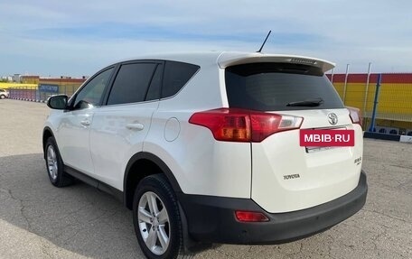 Toyota RAV4, 2013 год, 1 740 000 рублей, 10 фотография