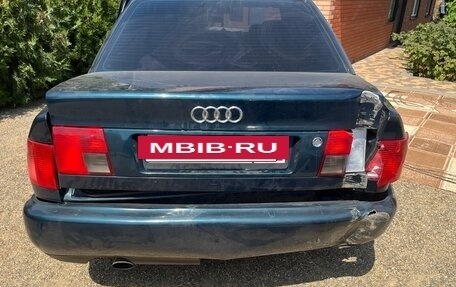 Audi A6, 1996 год, 195 000 рублей, 2 фотография