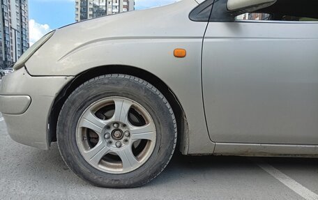 Toyota Prius IV XW50, 2003 год, 250 000 рублей, 4 фотография