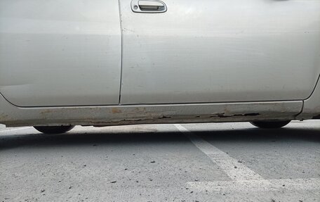 Toyota Prius IV XW50, 2003 год, 250 000 рублей, 6 фотография