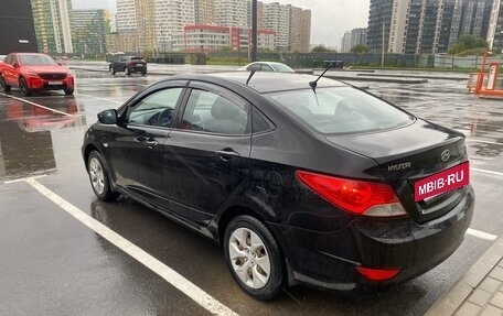 Hyundai Solaris II рестайлинг, 2011 год, 510 000 рублей, 5 фотография