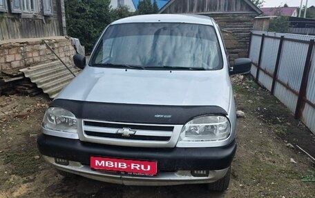 Chevrolet Niva I рестайлинг, 2008 год, 370 000 рублей, 1 фотография