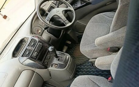 Mitsubishi RVR III рестайлинг, 1998 год, 350 000 рублей, 6 фотография