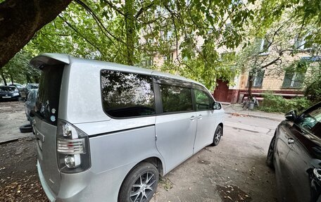 Toyota Voxy II, 2008 год, 1 000 000 рублей, 4 фотография