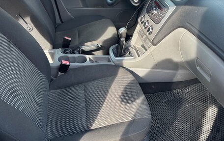 Ford Focus II рестайлинг, 2010 год, 450 000 рублей, 23 фотография