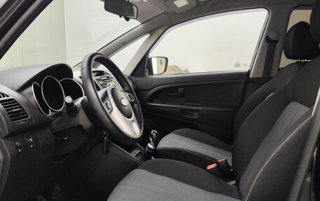 KIA Venga I, 2012 год, 740 000 рублей, 20 фотография