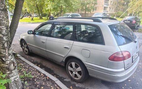 Toyota Avensis III рестайлинг, 2002 год, 249 000 рублей, 3 фотография
