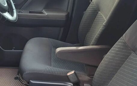 Toyota Roomy I, 2018 год, 980 000 рублей, 19 фотография