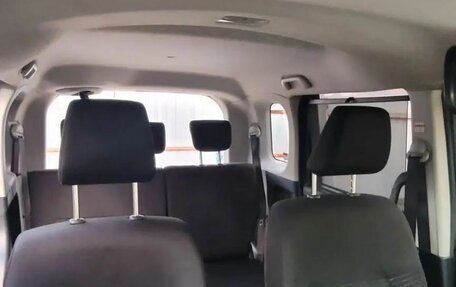 Toyota Roomy I, 2018 год, 980 000 рублей, 23 фотография