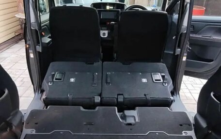 Toyota Roomy I, 2018 год, 980 000 рублей, 34 фотография