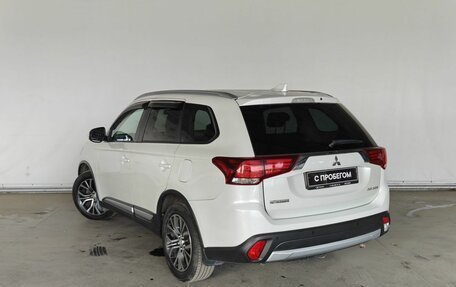 Mitsubishi Outlander III рестайлинг 3, 2017 год, 1 950 000 рублей, 7 фотография