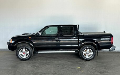 Nissan NP300, 2012 год, 1 350 000 рублей, 8 фотография