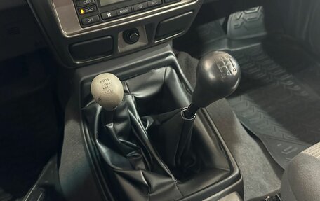 Nissan NP300, 2012 год, 1 350 000 рублей, 15 фотография