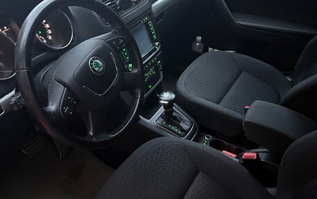 Skoda Yeti I рестайлинг, 2012 год, 1 280 000 рублей, 16 фотография