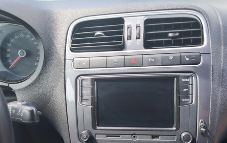 Volkswagen Polo VI (EU Market), 2018 год, 1 200 000 рублей, 16 фотография