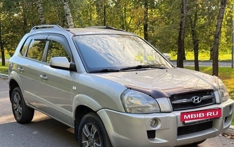Hyundai Tucson III, 2008 год, 777 000 рублей, 2 фотография