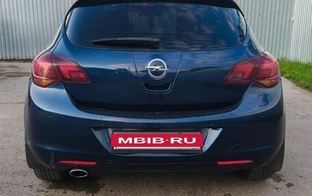 Opel Astra J, 2011 год, 850 000 рублей, 7 фотография
