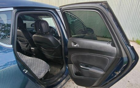 Opel Astra J, 2011 год, 850 000 рублей, 13 фотография