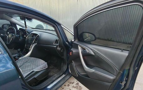 Opel Astra J, 2011 год, 850 000 рублей, 14 фотография