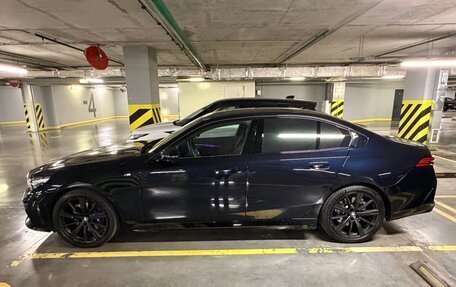 BMW 5 серия, 2024 год, 7 500 000 рублей, 6 фотография