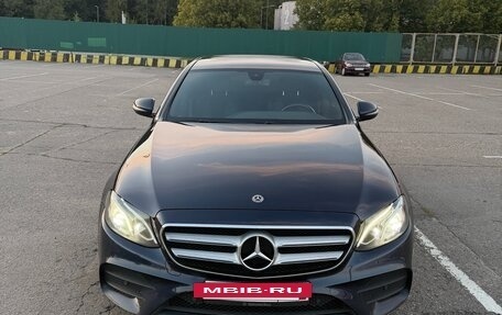 Mercedes-Benz E-Класс, 2019 год, 3 499 000 рублей, 6 фотография