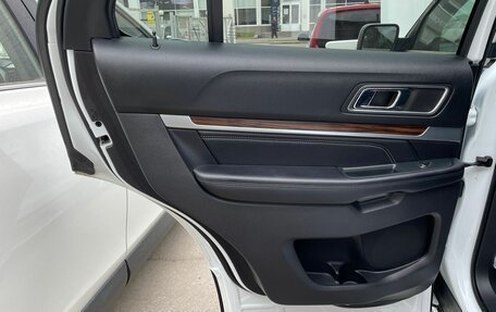 Ford Explorer VI, 2018 год, 3 400 000 рублей, 16 фотография