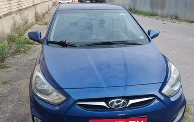 Hyundai Solaris II рестайлинг, 2013 год, 820 000 рублей, 1 фотография