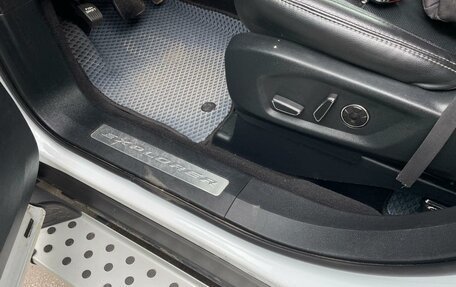 Ford Explorer VI, 2018 год, 3 400 000 рублей, 25 фотография