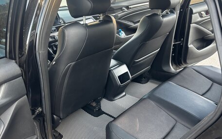 Honda Accord IX рестайлинг, 2018 год, 2 299 000 рублей, 4 фотография