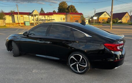 Honda Accord IX рестайлинг, 2018 год, 2 299 000 рублей, 11 фотография