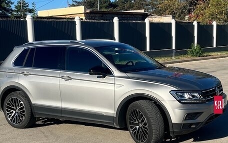 Volkswagen Tiguan II, 2018 год, 2 250 000 рублей, 6 фотография
