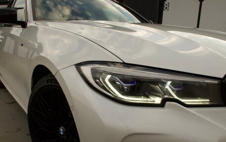 BMW 3 серия, 2019 год, 4 000 000 рублей, 3 фотография