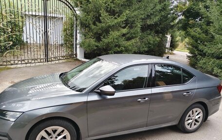 Skoda Octavia IV, 2020 год, 2 300 000 рублей, 2 фотография