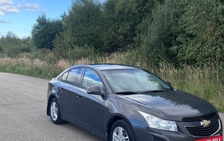 Chevrolet Cruze II, 2014 год, 650 000 рублей, 3 фотография