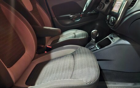 Renault Kaptur I рестайлинг, 2018 год, 1 549 000 рублей, 13 фотография