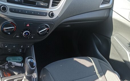 Hyundai Solaris II рестайлинг, 2019 год, 1 425 000 рублей, 12 фотография