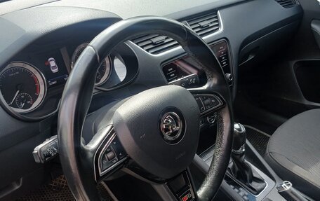 Skoda Octavia, 2017 год, 1 490 000 рублей, 8 фотография