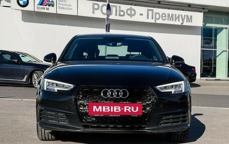 Audi A4, 2019 год, 1 977 000 рублей, 2 фотография