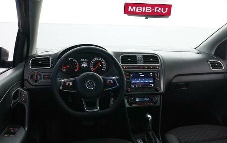 Volkswagen Polo VI (EU Market), 2018 год, 1 077 077 рублей, 6 фотография
